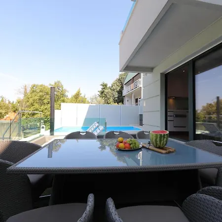 Vila Cozy In With Private Swimming Pool *